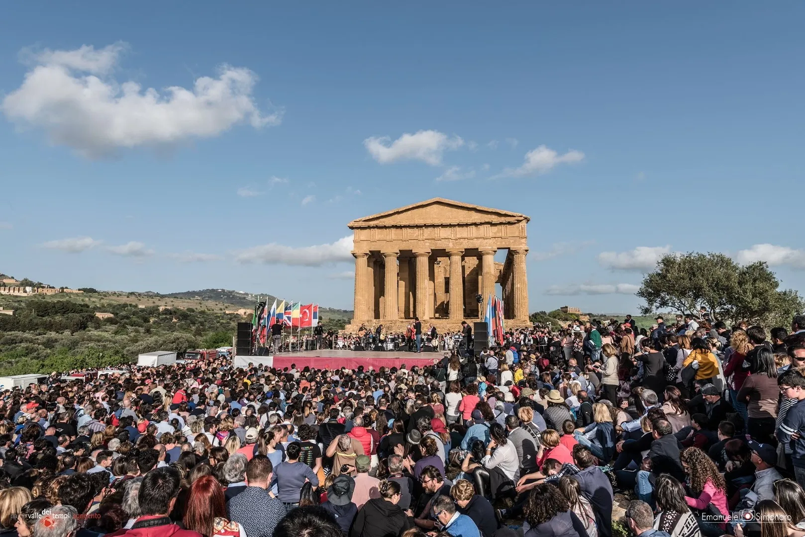 Mandorlo in Fiore, ad Agrigento la prima sfilata dei gruppi folkloristici: il programma di domenica 8 marzo - AgrigentoWeb.it